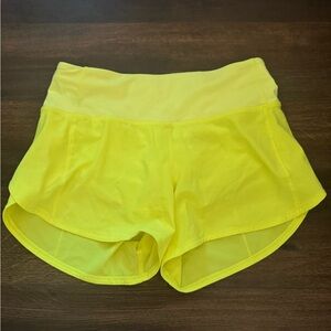 Lululemon Women’s Size 4 Speed Up Shorts, Yellow